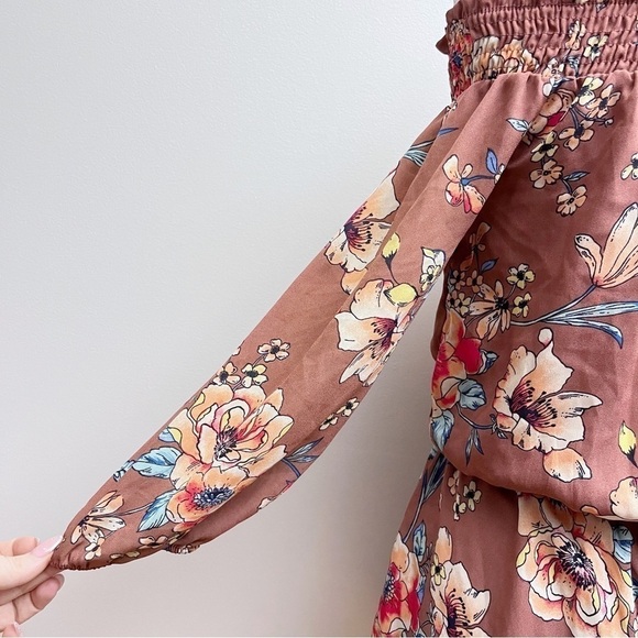 Active USA Mauve Floral Off the Shoulder Cinched Waist Romper Medium - Picture 6 of 10